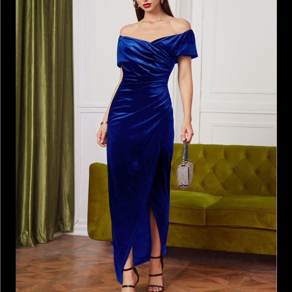 SHEIN Belle off shoulder weap rouched detail velvet dress size Large